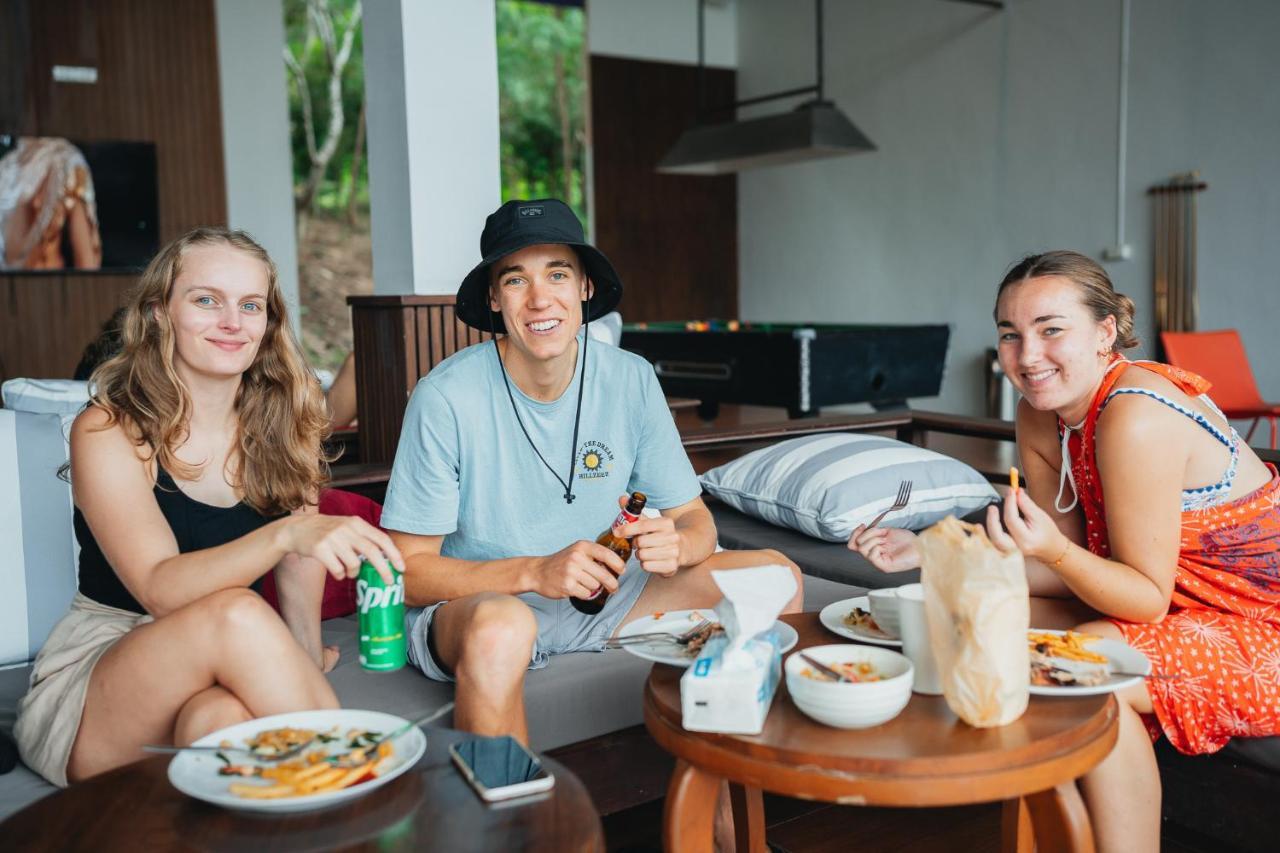 Chill Inn Samui Hostel And Restaurant サムイ島 エクステリア 写真