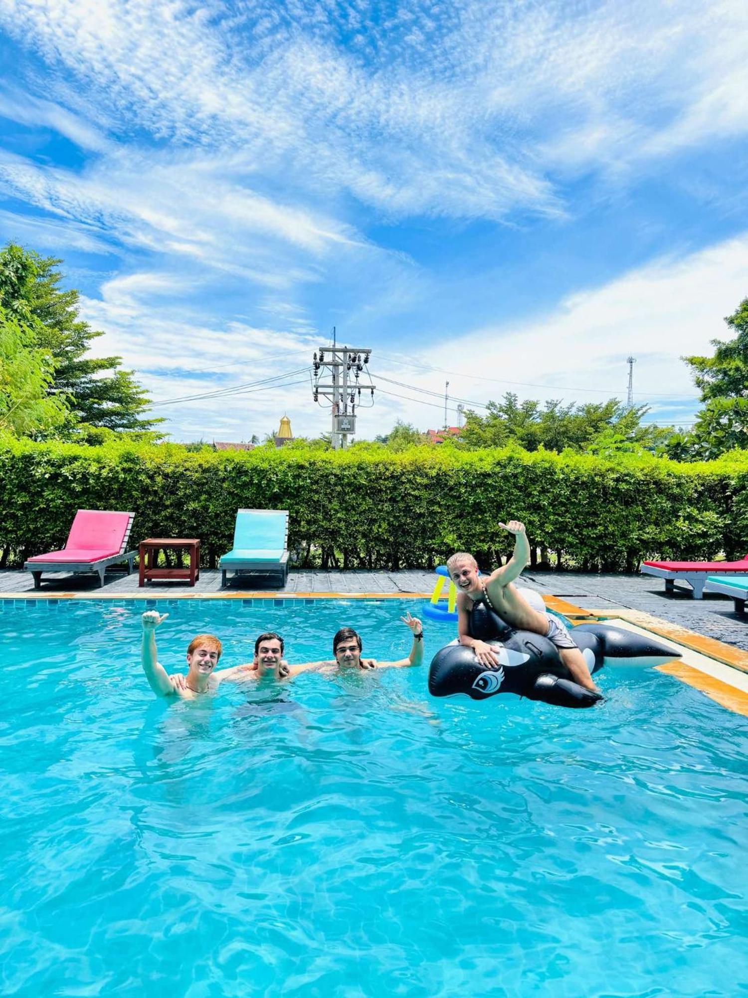 Chill Inn Samui Hostel And Restaurant サムイ島 エクステリア 写真
